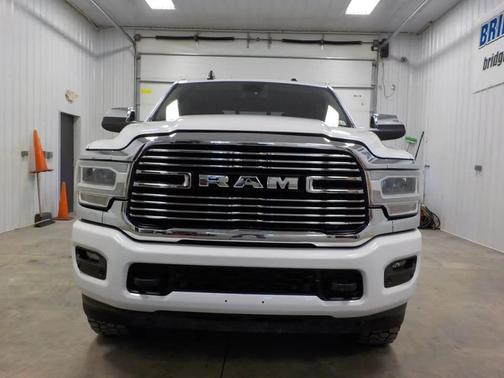 2022 RAM 2500 Laramie 4x4 Crew Cab 6'4'' Box