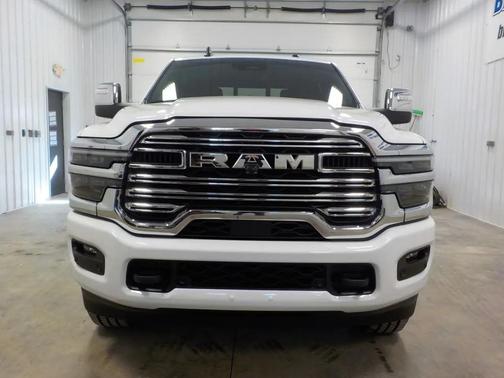 2026 RAM 2500 Laramie 4x4 Crew Cab 6'4'' Box