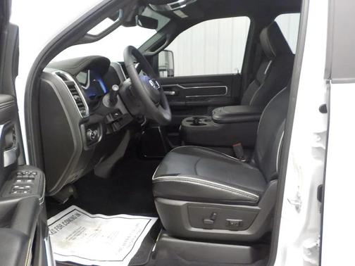 2026 RAM 2500 Laramie 4x4 Crew Cab 6'4'' Box