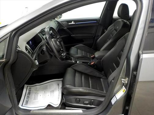 2018 Volkswagen Golf R 2.0T DSG