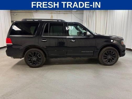 2015 Lincoln Navigator Base