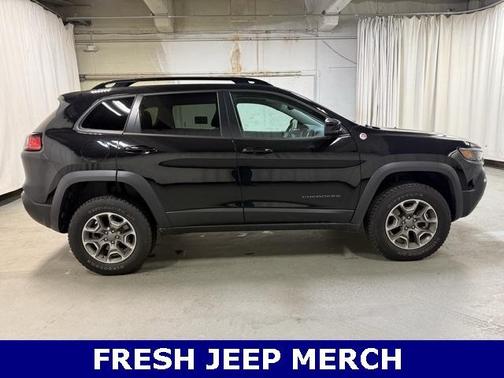 2022 Jeep Cherokee Trailhawk