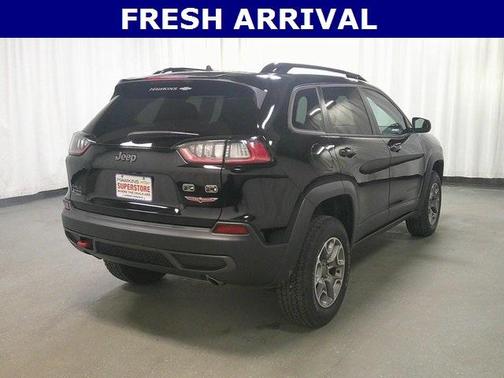 2022 Jeep Cherokee Trailhawk