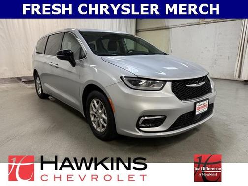 2024 Chrysler Pacifica Touring-L