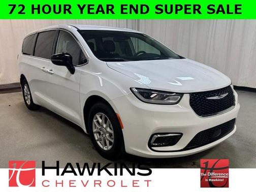 2024 Chrysler Pacifica Touring-L