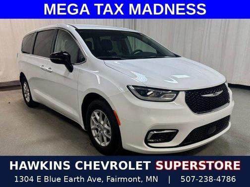 2024 Chrysler Pacifica Touring-L