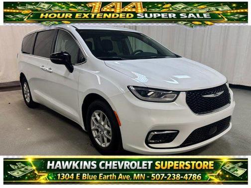 2024 Chrysler Pacifica Touring-L