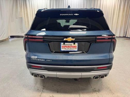Blue 2026 Chevrolet Traverse LT