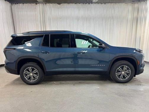 Blue 2026 Chevrolet Traverse LT