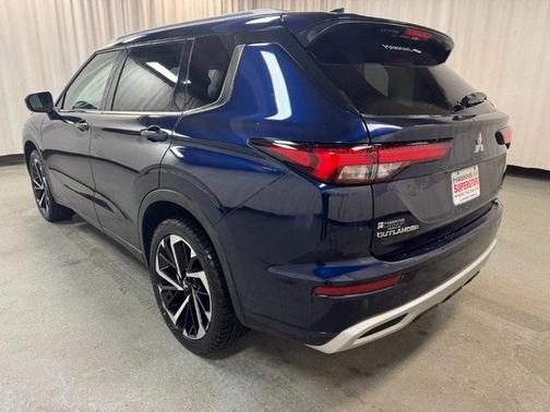 2023 Mitsubishi Outlander SEL