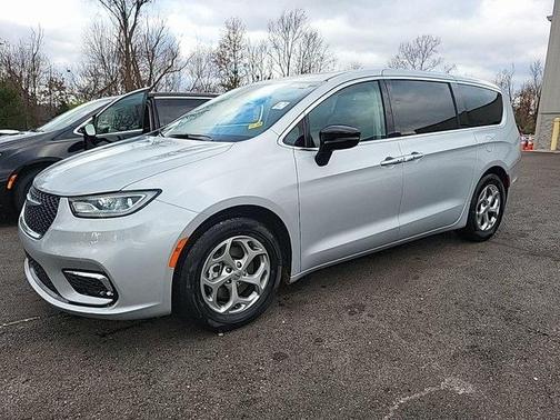 2024 Chrysler Pacifica Limited