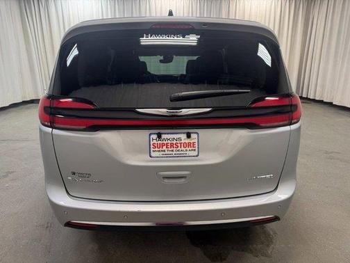 2024 Chrysler Pacifica Limited