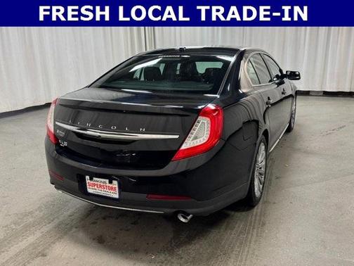 2015 Lincoln MKS Base