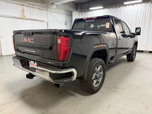 Onyx Black 2025 GMC Sierra 3500 SLT