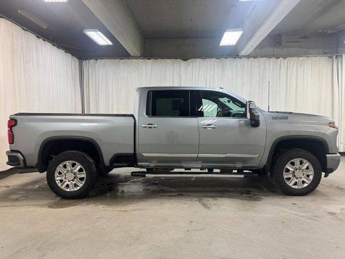 2025 Chevrolet Silverado 3500 High Country