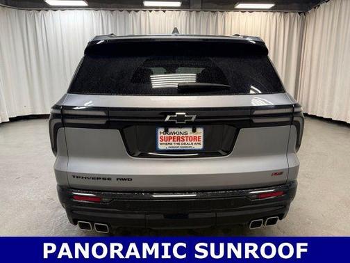 Sterling Gray Metallic 2024 Chevrolet Traverse RS