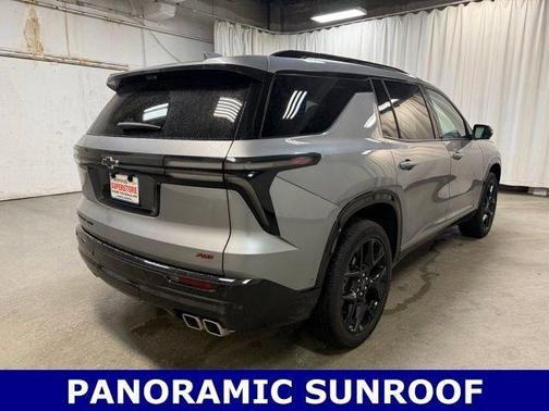 Sterling Gray Metallic 2024 Chevrolet Traverse RS