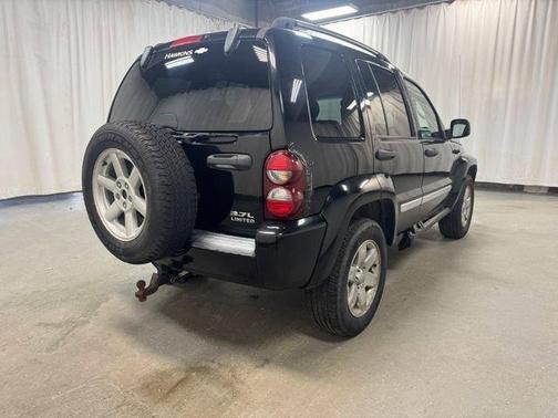 Black Clearcoat 2005 Jeep Liberty Limited