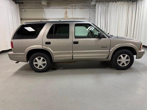 Pewter 2001 Oldsmobile Bravada Base