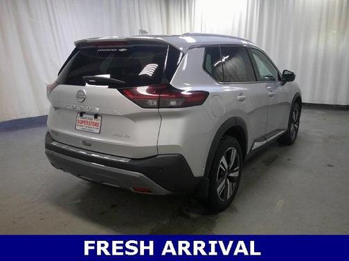 2022 Nissan Rogue SL