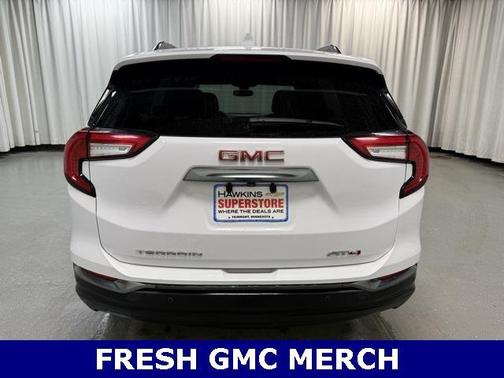 2024 GMC Terrain AT4