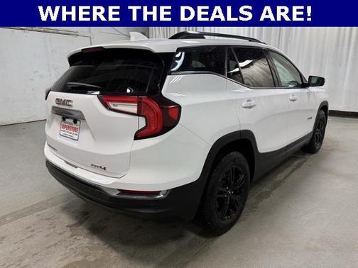 2024 GMC Terrain AT4