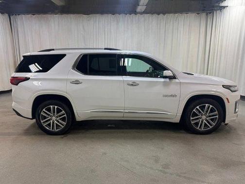 2022 Chevrolet Traverse High Country