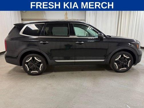 Ebony Black 2025 Kia Telluride S