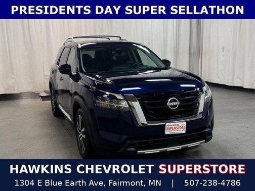 2023 Nissan Pathfinder Platinum