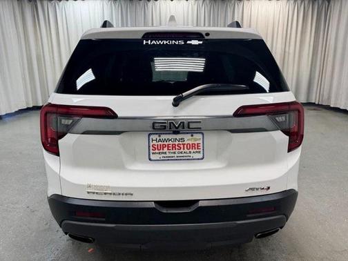 2021 GMC Acadia AT4