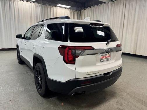 2021 GMC Acadia AT4