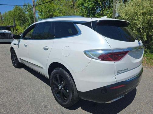 White Frost Tri-Coat 2024 Buick Enclave Essence