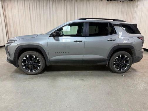 Sterling Gray Metallic 2026 Chevrolet Equinox RS