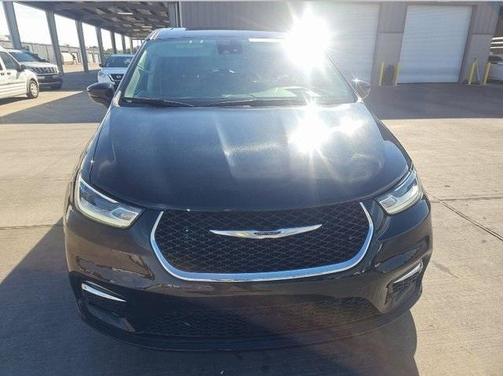 2024 Chrysler Pacifica Touring-L