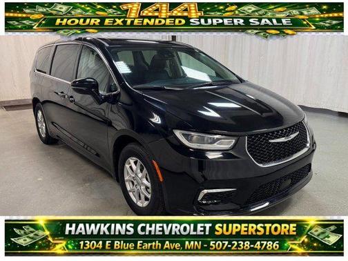 2024 Chrysler Pacifica Touring-L