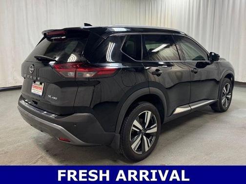 Black 2023 Nissan Rogue SL