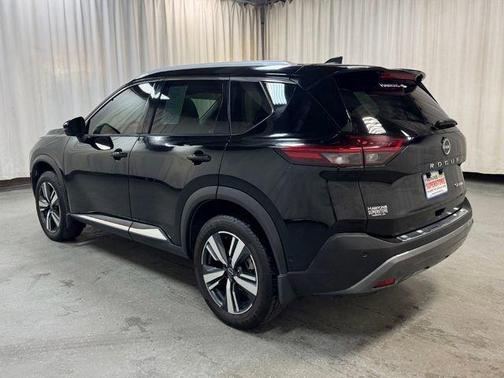 Black 2023 Nissan Rogue SL