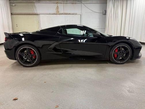 Black 2021 Chevrolet Corvette Stingray w/3LT