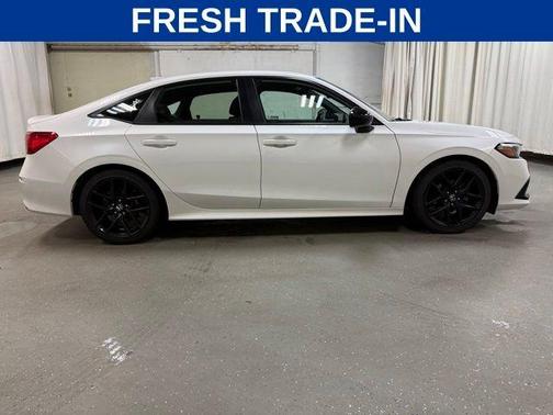 White 2022 Honda Civic Sport