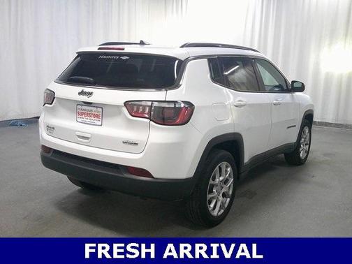 2022 Jeep Compass Latitude Lux