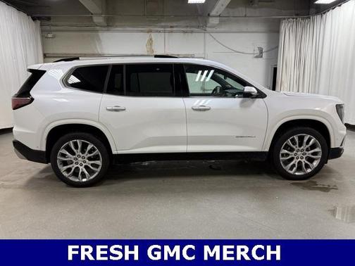 2025 GMC Acadia Denali