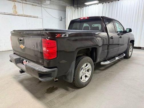 Havana Metallic 2018 Chevrolet Silverado 1500 LT
