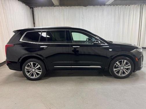 2025 Cadillac XT6 Premium Luxury AWD