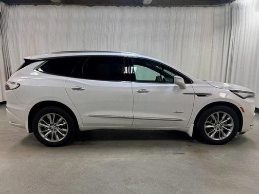 2024 Buick Enclave Avenir