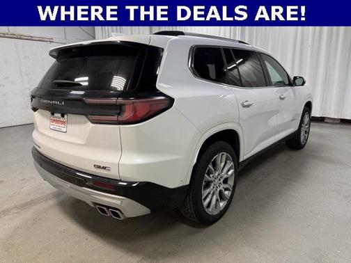 2024 GMC Acadia Denali