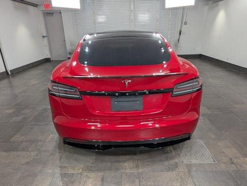 2022 Tesla Model S Base