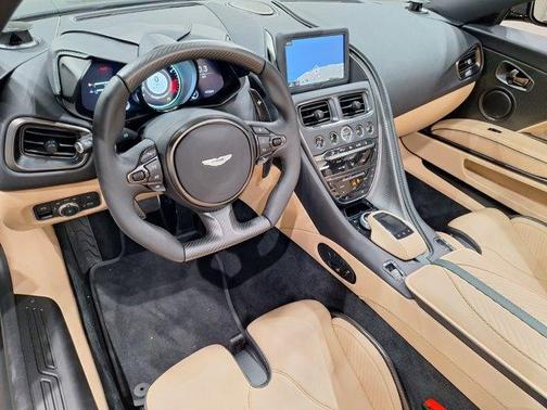 2023 Aston Martin DBS ULTIMATE