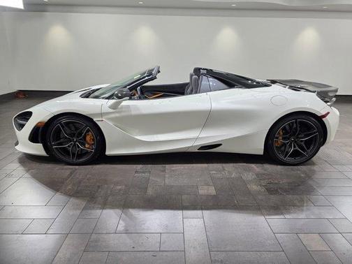 2020 McLaren 720S 