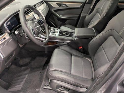 2026 Jaguar F-PACE P250 R-Dynamic S