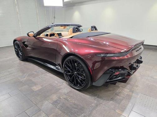 2023 Aston Martin Vantage